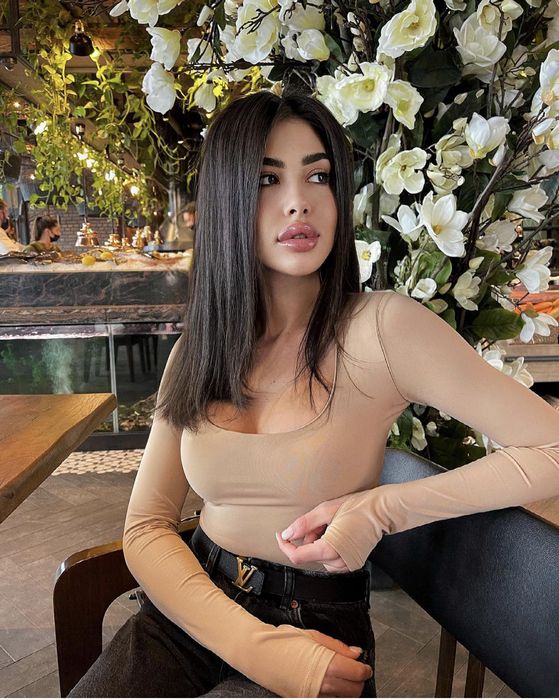 Девушка по вызову: интимные отношения без моральной нагрузки